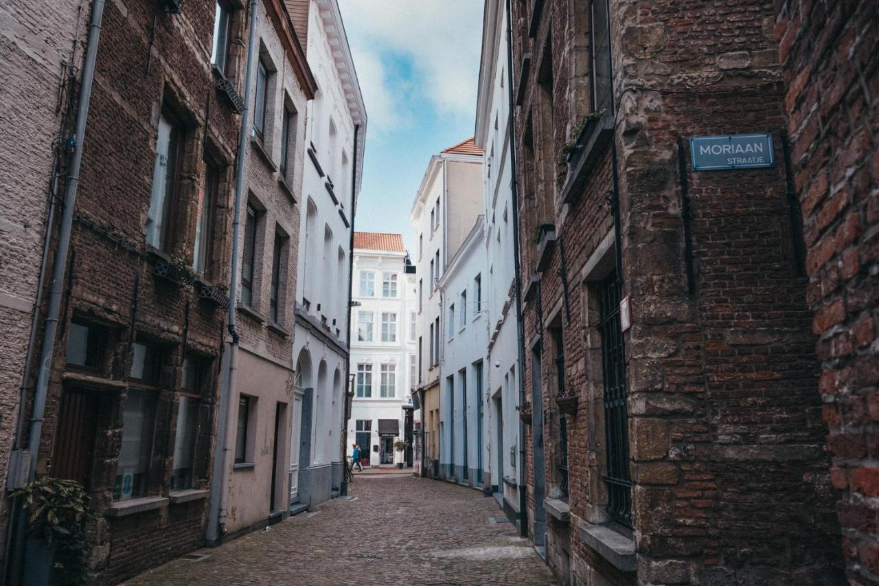 Huize 'De Moriaan' In Historic Center Villa Antwerpen Exteriör bild